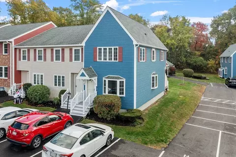 55 Fox Meadow Rd #H, Leominster, MA 01453