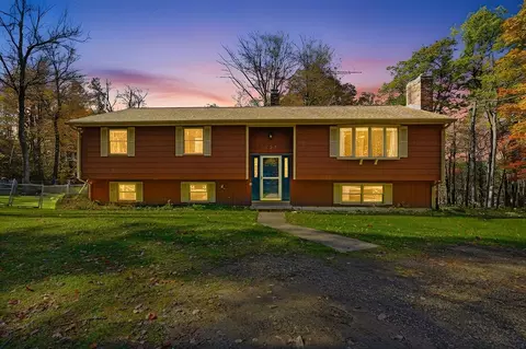 127 Pond Brook Rd, Huntington, MA 01050