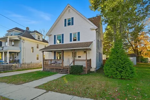 73 Maple Ter, West Springfield, MA 01089 photo 2