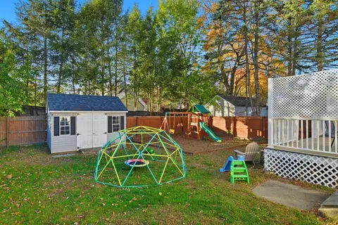 73 Maple Ter, West Springfield, MA 01089 photo 36
