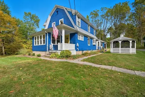 115 Woodbridge St, South Hadley, MA 01075