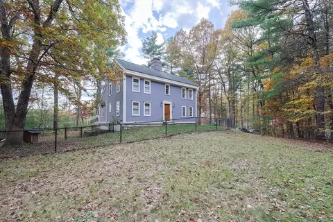 131 Jennings Rd, Holliston, MA 01746