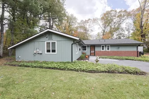 91 Eaton Rd W, Framingham, MA 01701
