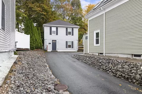 85 Alpine Pl, Franklin, MA 02038 photo 2