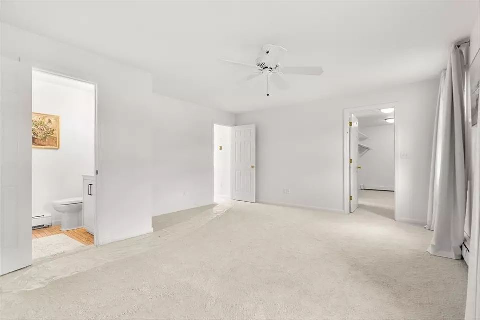 Bedroom - 297 Mower St, Worcester, MA 01602 photo 2 of 4