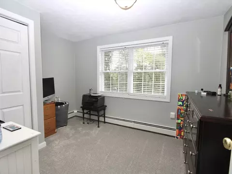 Bedroom - 11 Phoenix St, Worcester, MA 01604 photo 3 of 3