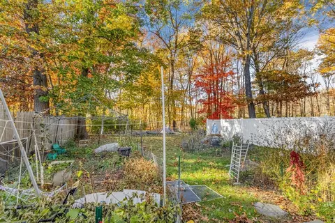 46 Vincent Cir, Worcester, MA 01604 photo 5
