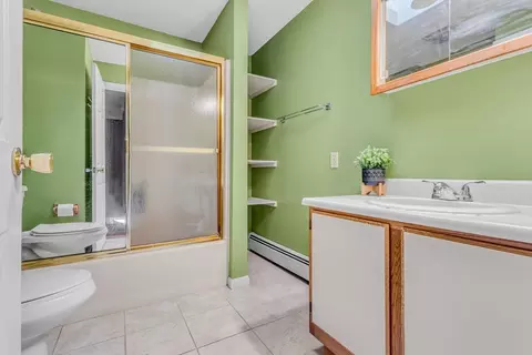 46 Vincent Cir, Worcester, MA 01604 photo 15