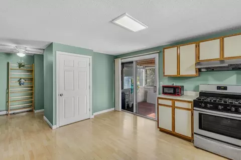 46 Vincent Cir, Worcester, MA 01604 photo 11