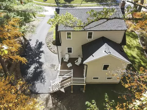 60 Duxbury Dr, Holden, MA 01520