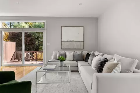 38 Tanglewood Rd #38, Newton, MA 02459