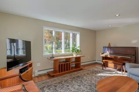 36 Ruthellen Rd, Framingham, MA 01701 photo 10