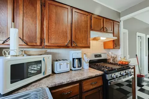 105 16th St, Fall River, MA 02723 photo 18