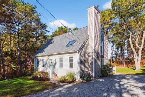 360 Center St, Dennis, MA 02660