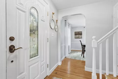42 Redstone Dr, Springfield, MA 01118 photo 17