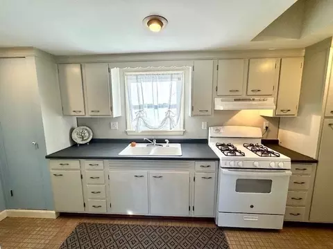 40 Hanley Ct, Marshfield, MA 02050 photo 18
