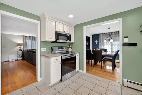 1680 Parker St, Springfield, MA 01128 photo 8