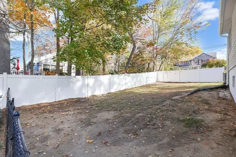1680 Parker St, Springfield, MA 01128 photo 35