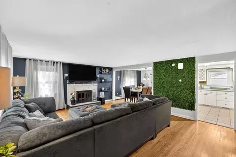 1680 Parker St, Springfield, MA 01128 photo 16