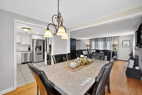 1680 Parker St, Springfield, MA 01128 photo 10