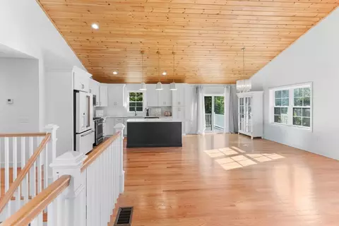 4 Byron Randall Rd, Johnston, RI 02919 photo 8