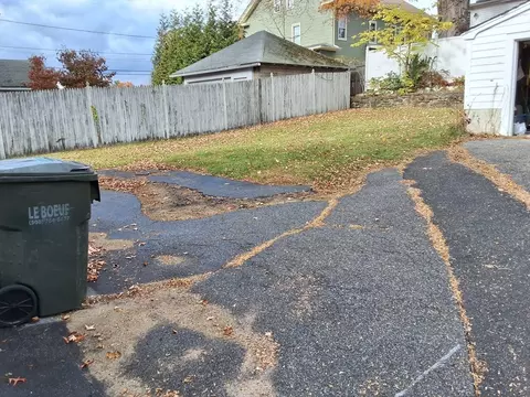 35 Pleasant St, Ware, MA 01082 photo 5