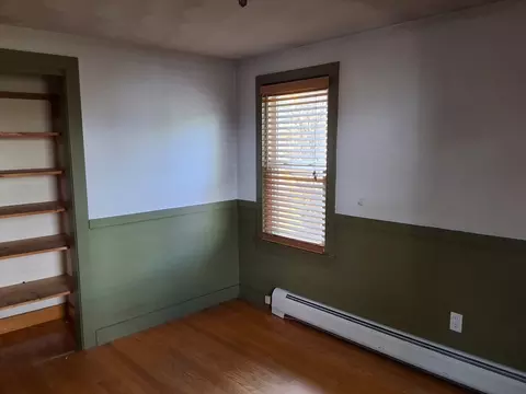 35 Pleasant St, Ware, MA 01082 photo 12