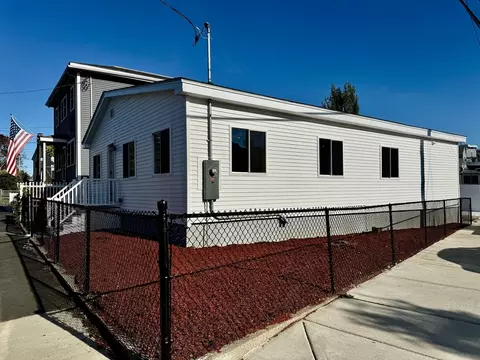 85 Jones Rd, Revere, MA 02151