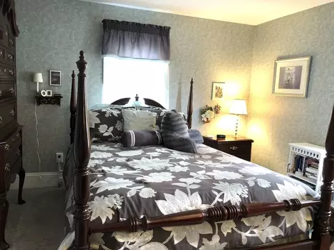 7 Ashbrook St, Springfield, MA 01118 photo 20