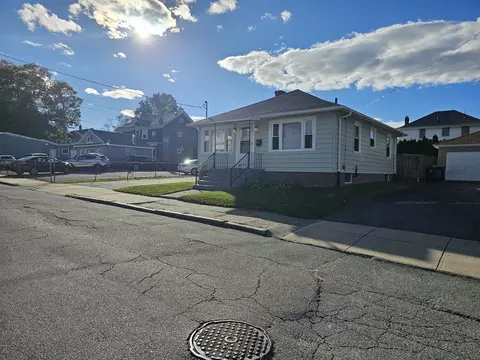 342 Stetson St, Fall River, MA 02720 photo 2