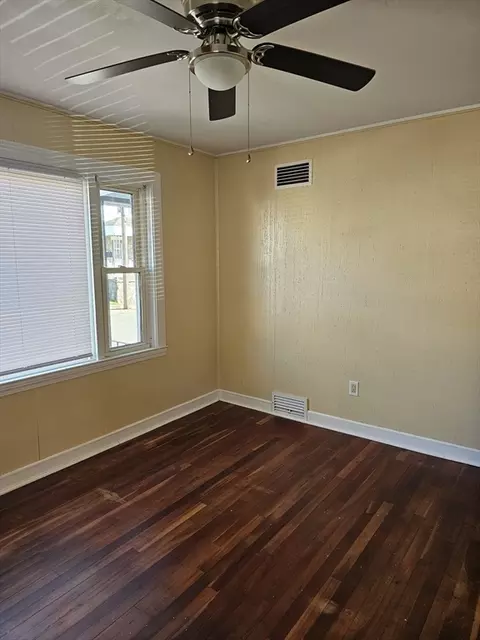342 Stetson St, Fall River, MA 02720 photo 9