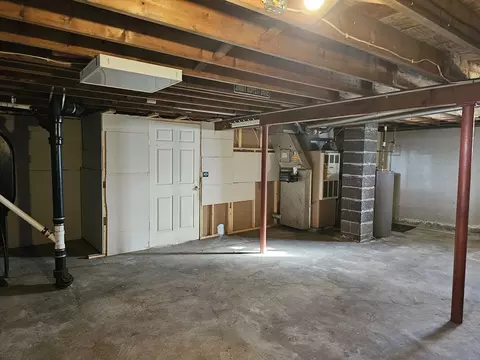 342 Stetson St, Fall River, MA 02720 photo 12
