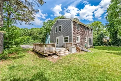 179 Hedges Pond Rd, Plymouth, MA 02360