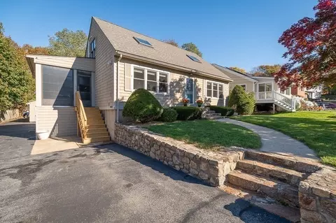 28 Macomber Rd, Gloucester, MA 01930 photo 6