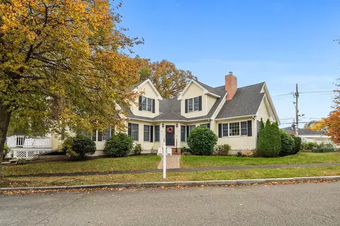 3 Garden Ln #3, Wakefield, MA 01880