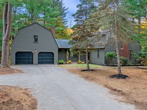 145 Essex St, Hamilton, MA 01982