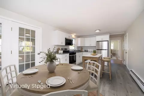 Dining - 50 Avenue A St, Wareham, MA 02571 photo 2 of 2