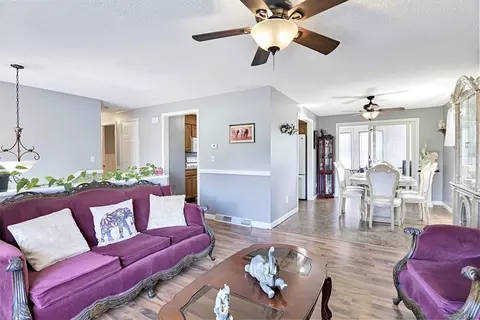 485 Riverside Rd, Springfield, MA 01107 photo 14