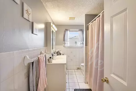 485 Riverside Rd, Springfield, MA 01107 photo 19