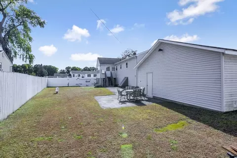 485 Riverside Rd, Springfield, MA 01107 photo 7