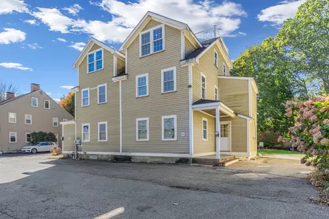 37 Water St #37, Concord, MA 01742