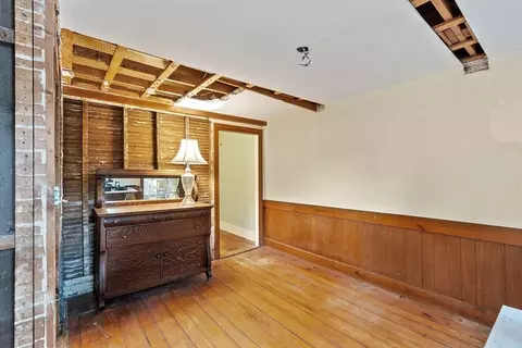 Bedroom - 86 School St, Acton, MA 01720 photo 3 of 9