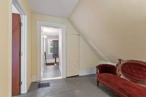 Entry Way - 86 School St, Acton, MA 01720 photo 7 of 8