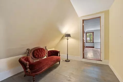 Entry Way - 86 School St, Acton, MA 01720 photo 8 of 8