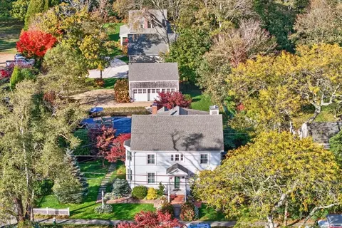 112 Main St, Yarmouth, MA 02675
