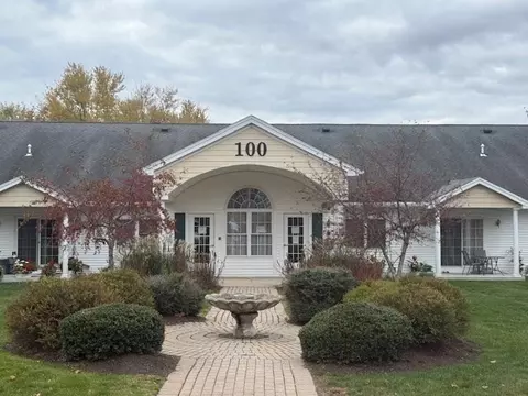 100 Lawrence #5, Haverhill, MA 01830