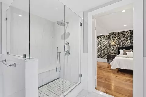 Bath - 45 Pleasant St, Marblehead, MA 01945 photo 3 of 8