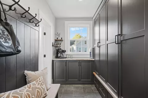 Entry Way - 45 Pleasant St, Marblehead, MA 01945 photo 2 of 5