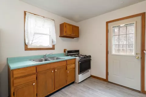 Kitchen - 23 Mill St, Brookfield, MA 01506 photo 2 of 3