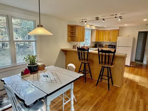 Kitchen - 46 Spring Brook Rd, Wellfleet, MA 02667 photo 3 of 4